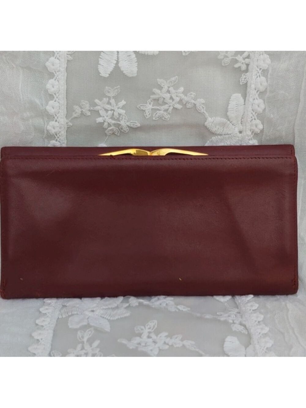 Cartier Kisslock Tri-fold Bordeaux Long Leather Wallet - Picture 6 of 17
